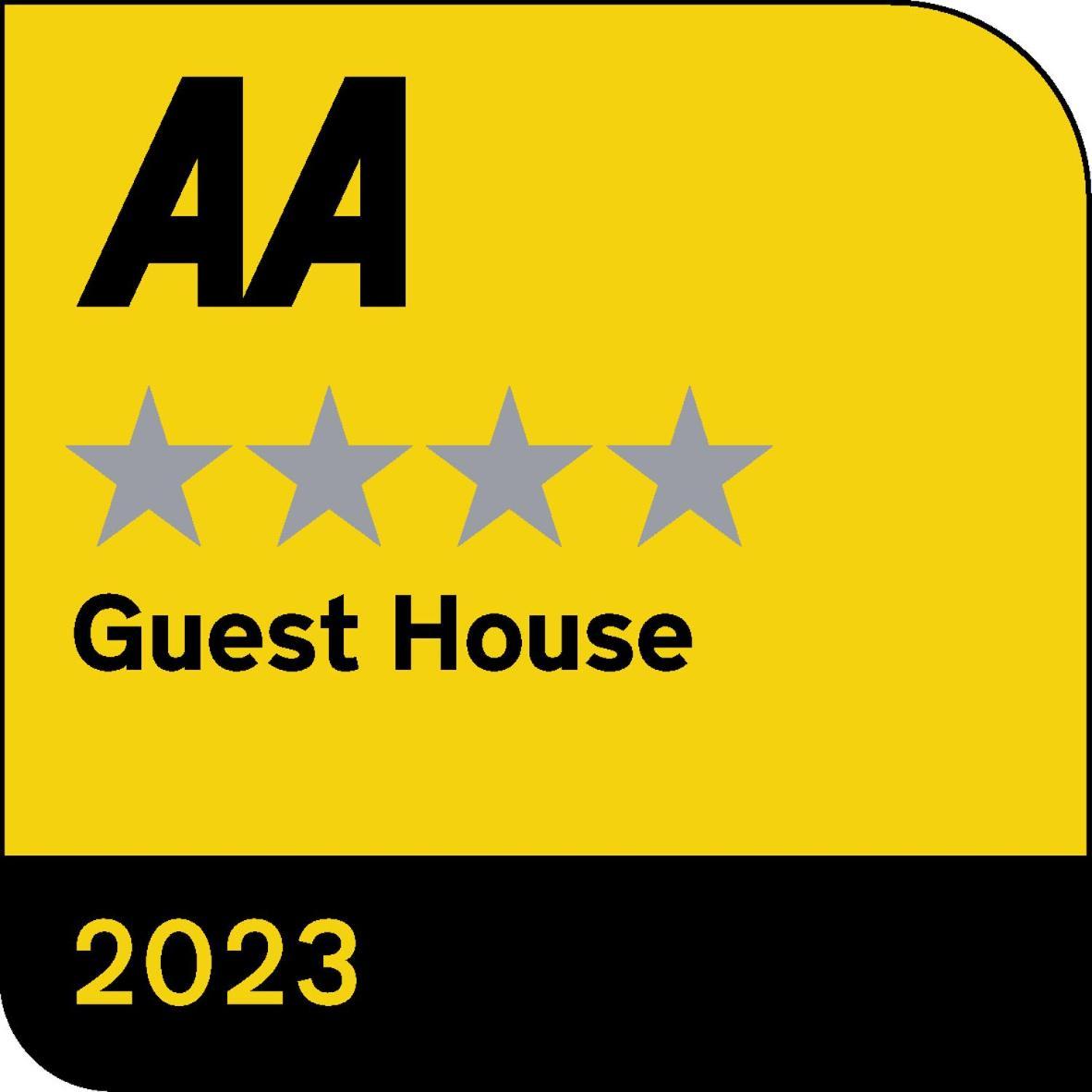 Lion House Bed & Breakfast With Restaurant Кюм Мартин Екстериор снимка